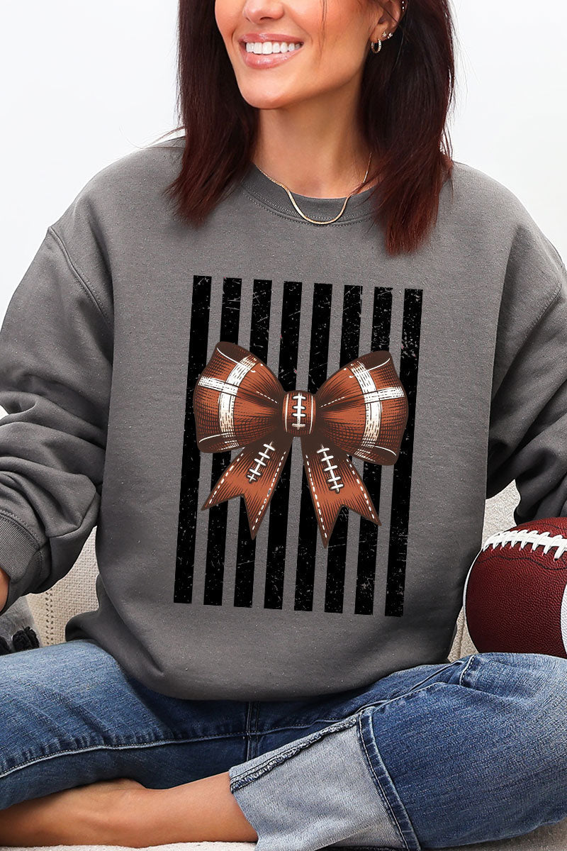 Black Varsity Bow Heavy Blend Crew Sweatshirt product image 5