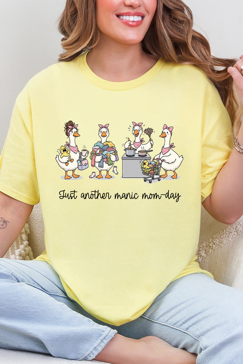 Manic Mom-day Geese Short Sleeve Relaxed Fit T-Shirt product image 4