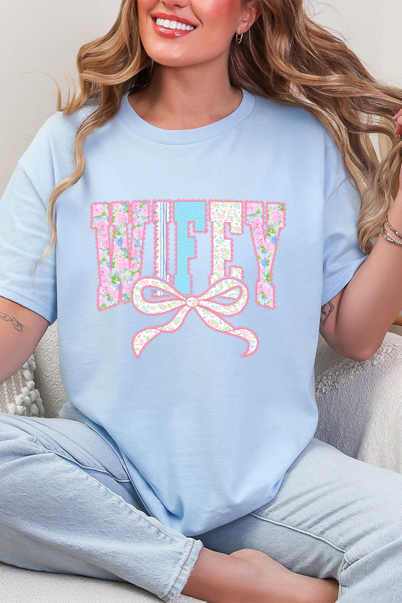 Ribboned Roses Wifey Short Sleeve Relaxed Fit T-Shirt product image 5