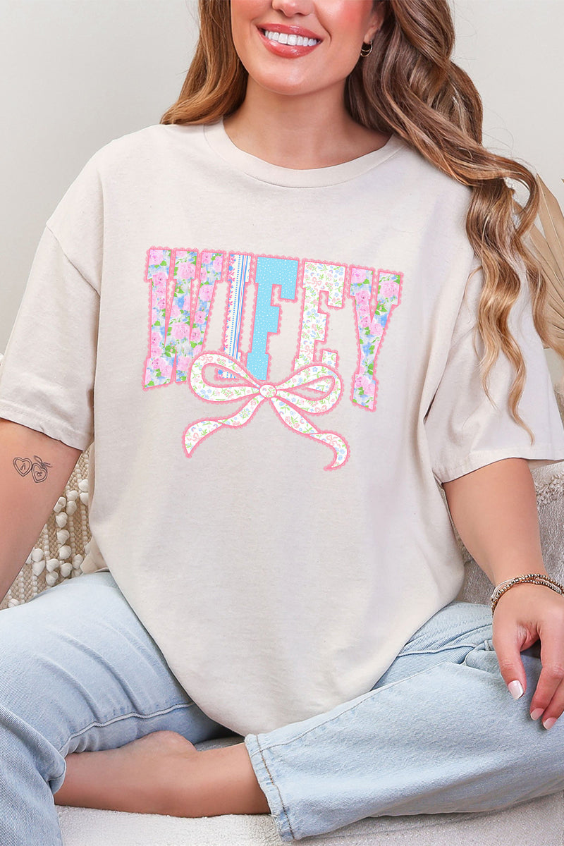 Ribboned Roses Wifey Short Sleeve Relaxed Fit T-Shirt product image 6