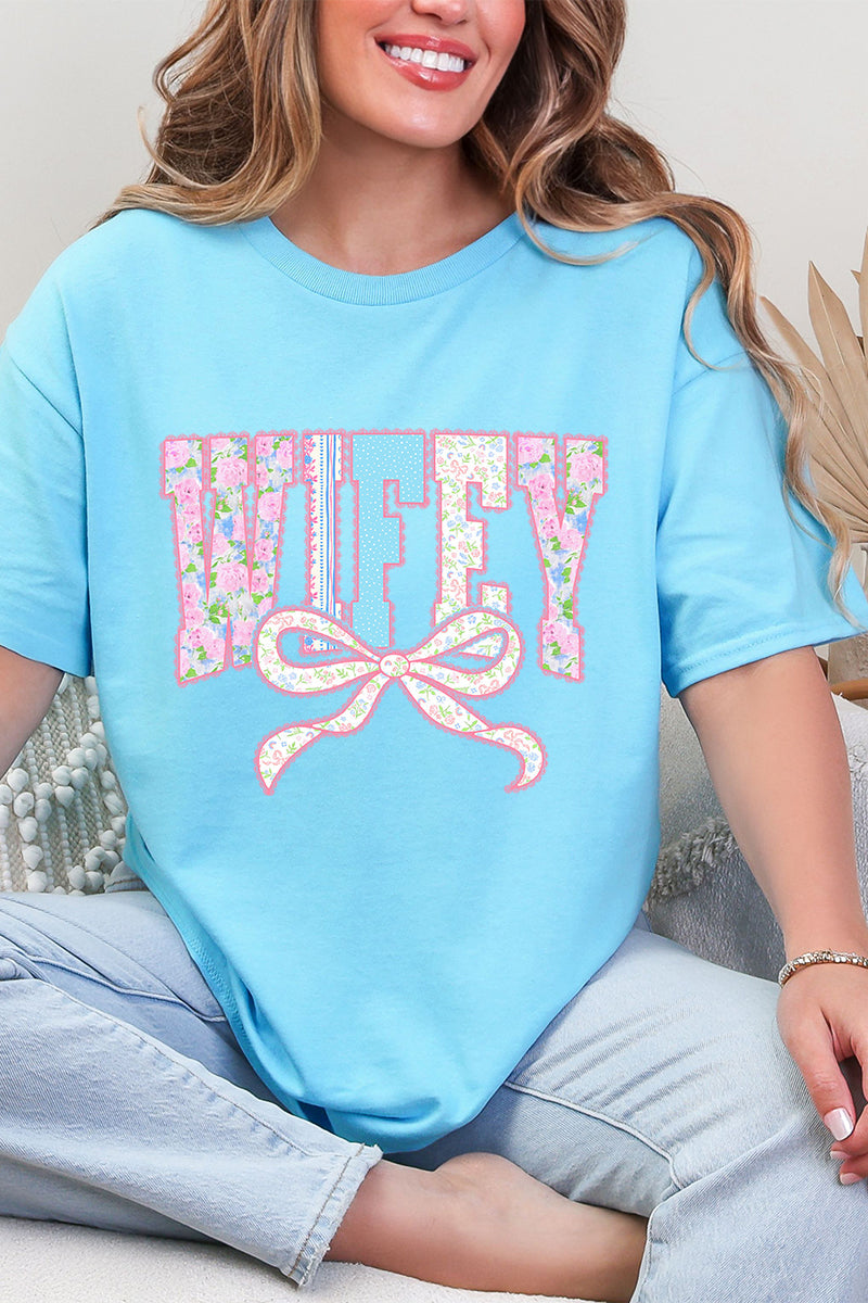 Ribboned Roses Wifey Short Sleeve Relaxed Fit T-Shirt product image 7