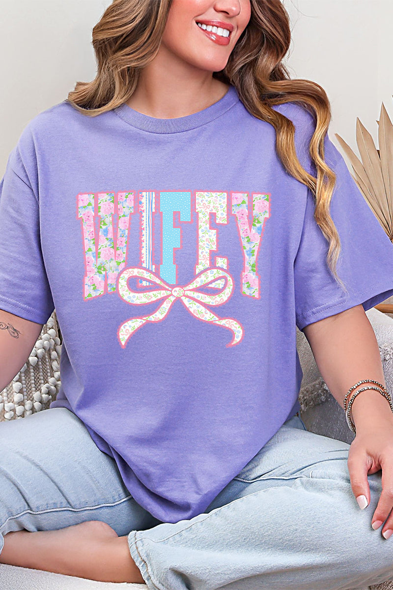 Ribboned Roses Wifey Short Sleeve Relaxed Fit T-Shirt product image 9